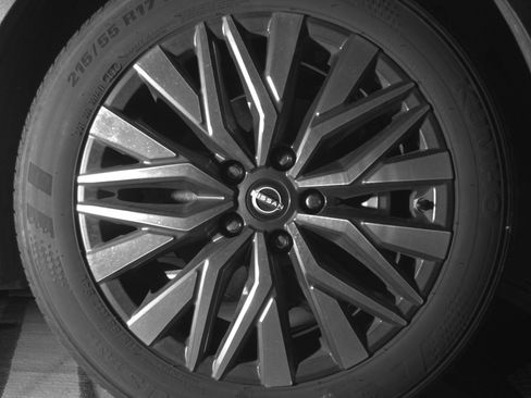 Used 2025 Nissan Altima 2.5 SV image 13