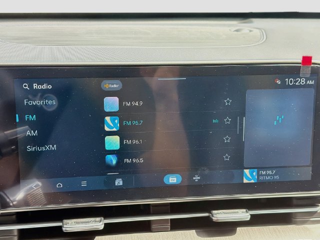 New 2026 Hyundai Kona Limited FWD image 14