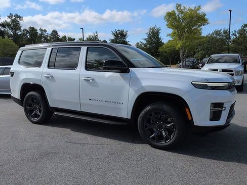 New 2026 Jeep Grand Wagoneer 4WD image 2