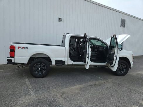 Used 2024 Ford F250 Lariat w/ Lariat Ultimate Package AWD/4WD image 27