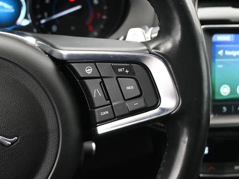 Used 2020 Jaguar F-PACE S image 12