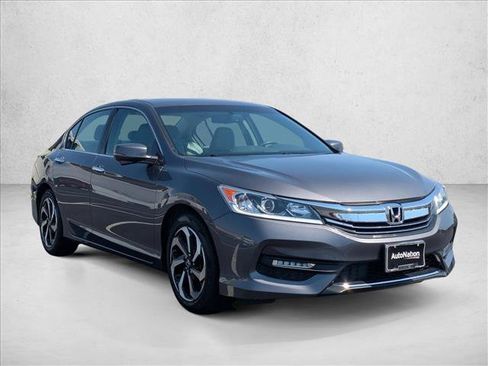 Used 2017 Honda Accord EX-L image 3