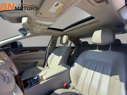 Used 2012 Mercedes-Benz CLS 550 4MATIC image 12