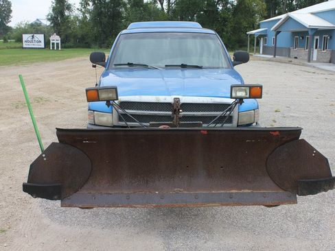 Used 2001 Dodge Ram 1500 Truck 4x4 Quad Cab image 2