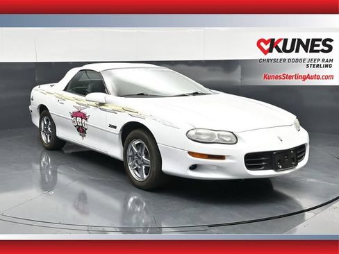 Used 1999 Chevrolet Camaro Z28 RWD image 1