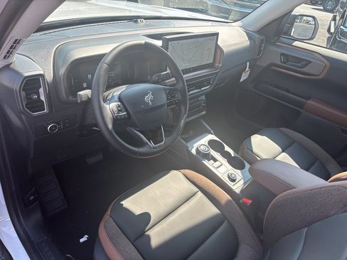 New 2026 Ford Bronco Sport Outer Banks w/ Outer Banks Tech Package+ AWD/4WD image 15