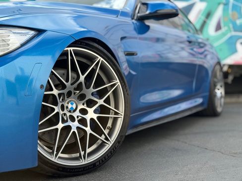 Used 2017 BMW M4 Coupe image 10