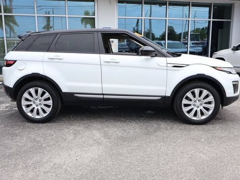 Used 2016 Land Rover Range Rover Evoque HSE AWD/4WD image 9