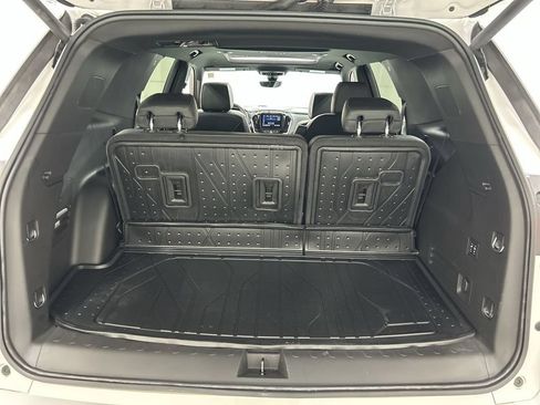 Certified 2023 Chevrolet Traverse High Country w/ LPO, Floor Liner Package AWD/4WD image 24