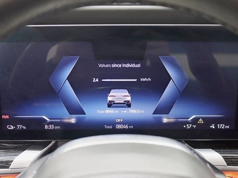 Used 2024 BMW i7 xDrive60 w/ Executive Package image 17