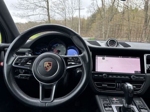Used 2019 Porsche Macan S AWD/4WD image 32
