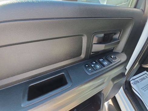 Used 2022 RAM 5500 Tradesman w/ Chrome Appearance Group AWD/4WD image 10