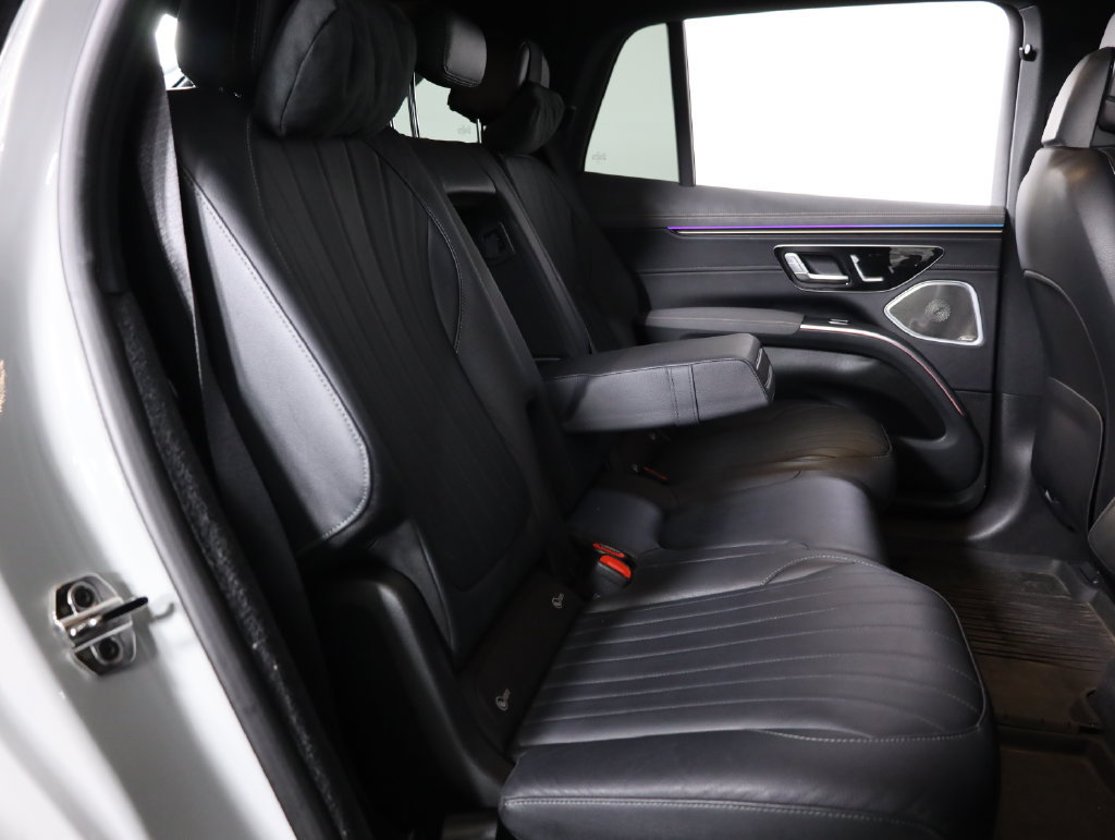 Used 2023 Mercedes-Benz EQS 580 4MATIC SUV image 51
