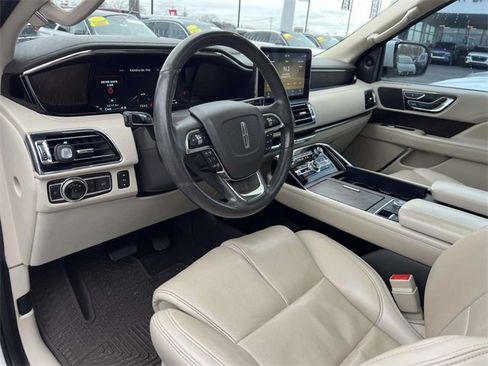 Used 2020 Lincoln Navigator Reserve w/ Equipment Group 208A Reserve image 11