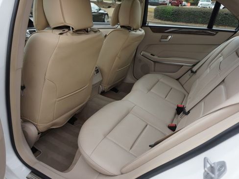 Used 2015 Mercedes-Benz E 350 Sedan image 19