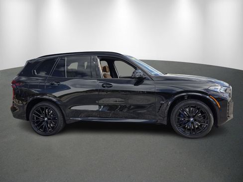 New 2026 BMW X5 M60i image 8