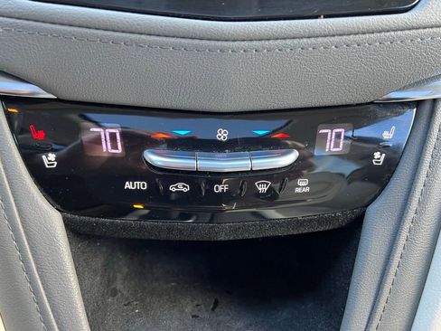 Used 2019 Cadillac XT5 Premium Luxury image 44