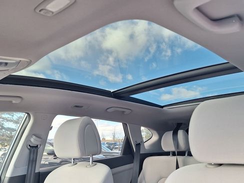 Used 2018 Hyundai Tucson Value w/ Cargo Package image 27