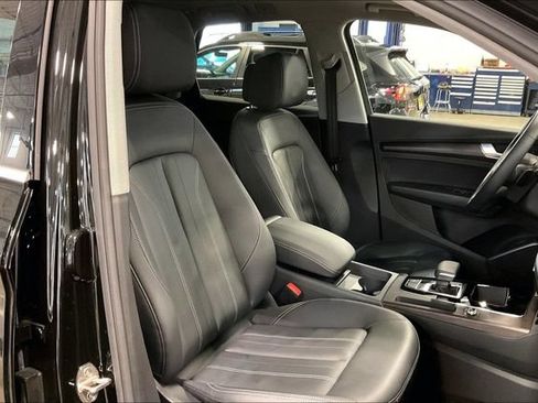 Certified 2023 Audi Q5 2.0T Premium w/ Convenience Package AWD/4WD image 7