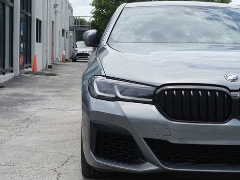 Used 2023 BMW 540i w/ M Sport Package RWD image 16