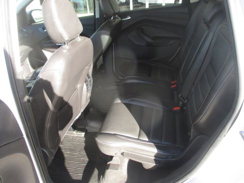 Used 2018 Ford Escape SEL image 5