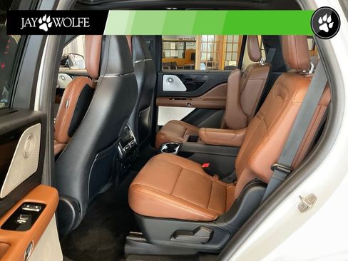 Used 2021 Lincoln Aviator Grand Touring w/ Equipment Group 301A AWD/4WD image 25