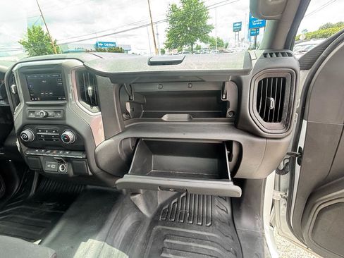 Used 2022 Chevrolet Silverado 1500 W/T RWD image 31