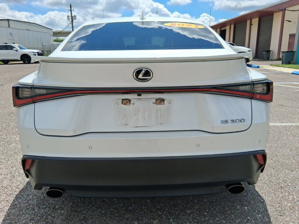 Used 2021 Lexus IS 300 w/ Comfort Package RWD image 4