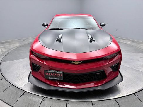 Used 2018 Chevrolet Camaro SS RWD image 2