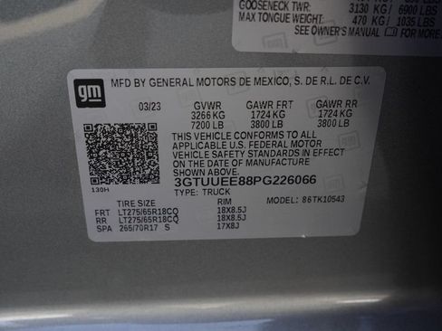 Used 2023 GMC Sierra 1500 AT4 w/ Technology Package AWD/4WD image 40