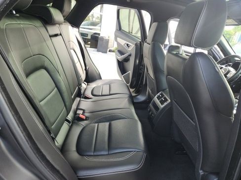Used 2025 Jaguar F-PACE R-Dynamic S image 21