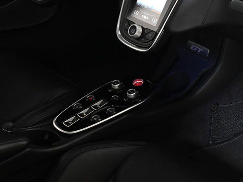 Used 2023 McLaren GT image 18