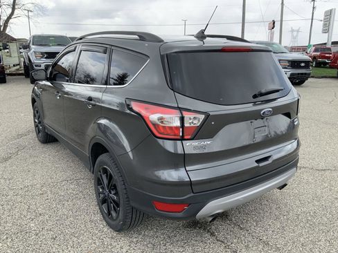 Used 2018 Ford Escape SEL image 9