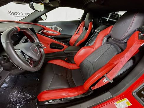 Used 2024 Chevrolet Corvette Stingray Preferred Cpe w/ 2LT RWD image 23