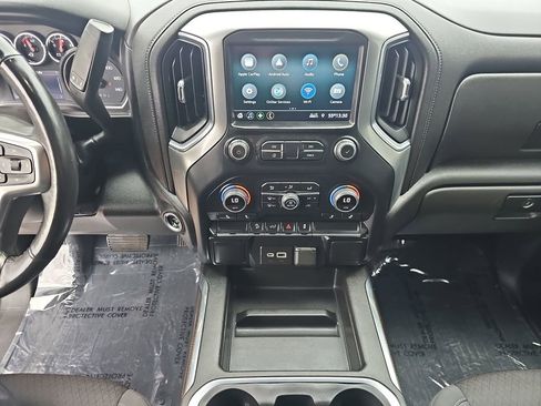 Used 2022 Chevrolet Silverado 1500 RST w/ LPO, Blackout Package image 19
