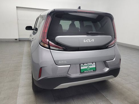 Used 2025 Kia Soul LX w/ LX Technology Package image 6