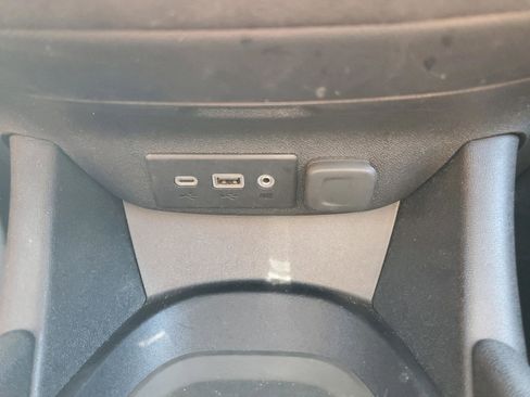 Used 2021 Chevrolet Malibu RS image 24