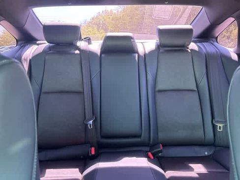 Used 2018 Honda Accord Sport image 21