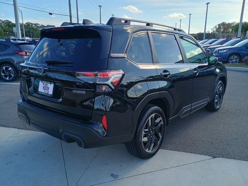 Certified 2025 Subaru Forester Limited image 5