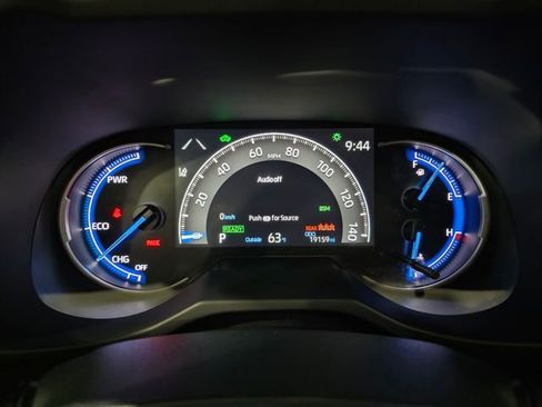 Used 2025 Toyota RAV4 XLE w/ Convenience Package AWD/4WD image 18