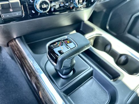 New 2026 GMC Sierra 1500 Elevation image 26