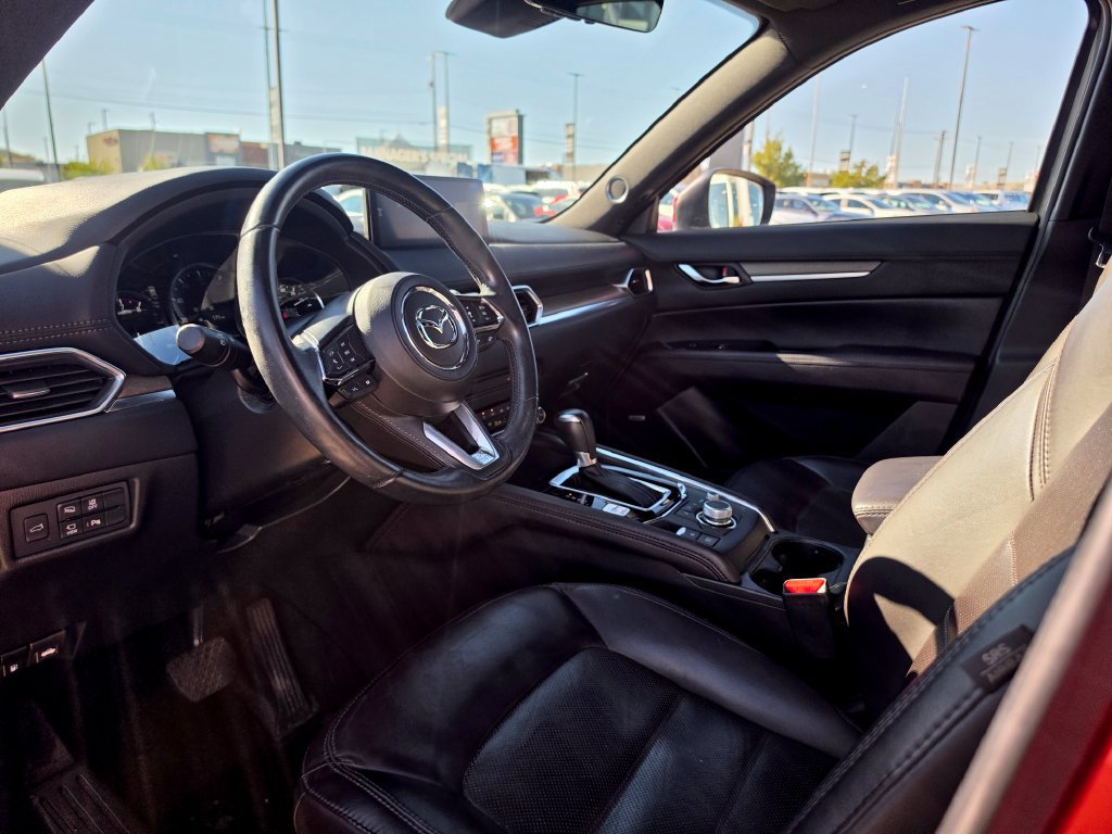 Used 2021 MAZDA CX-5 Signature AWD/4WD image 11