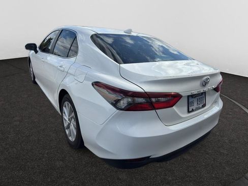 Used 2024 Toyota Camry LE w/ Convenience Package FWD image 5