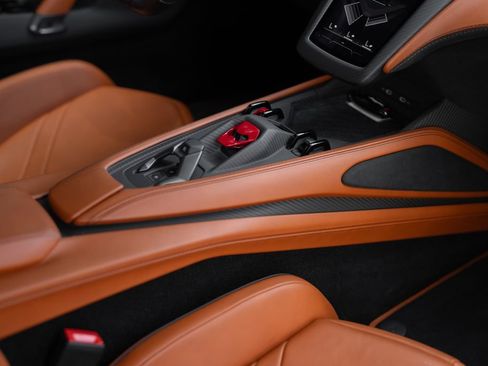 Used 2026 Lamborghini Revuelto AWD/4WD image 40
