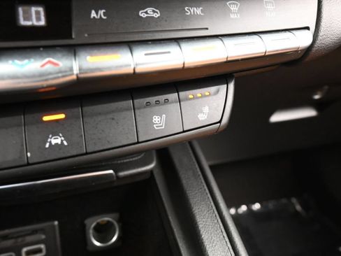 Used 2019 Cadillac XT4 Sport AWD/4WD image 37