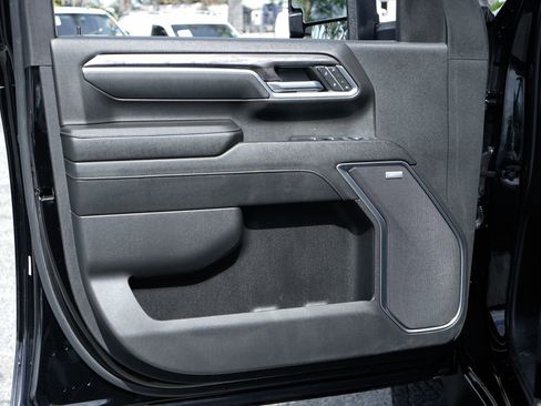 Used 2024 Chevrolet Silverado 2500 LTZ w/ LTZ Premium Package AWD/4WD image 16