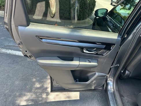 Used 2024 Honda CR-V EX-L image 12