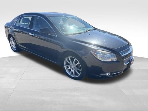Used 2011 Chevrolet Malibu LTZ w/ HFV6 Engine Package FWD image 2