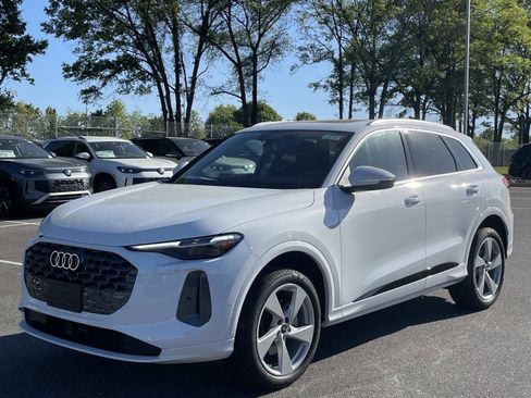 New 2026 Audi Q5 Premium Plus image 3