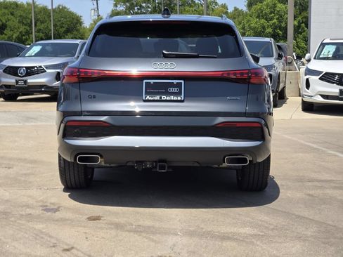 Certified 2025 Audi Q5 Premium Plus AWD/4WD image 9